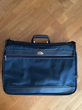 Maleta porta trajes Samsonite. de segunda mano por 25 EUR en Vilassar de  Mar en WALLAPOP