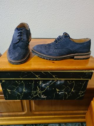 ZAPATO DE PIEL DE ANTE EN AZUL MARINO DE CORTEFIEL de segunda mano por 20  EUR en Las Palmas de Gran Canaria en WALLAPOP