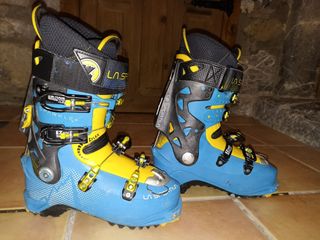 Botas esqui travesia sportiva sparkle de segunda mano por 200 EUR en  Espirdo en WALLAPOP