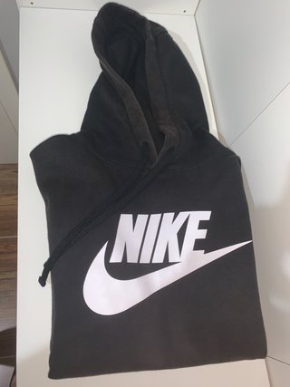 Sudadera Nike hombre de segunda mano en Santa Cruz de Tenerife en WALLAPOP