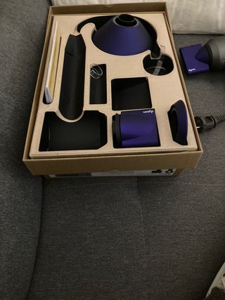 Dyson supersonic phon seconda mano per 260 EUR su Bari su WALLAPOP