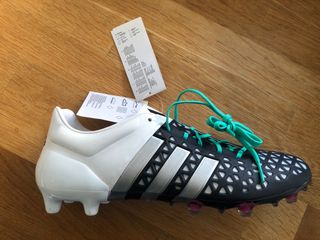 Botas futbol Adidas Ace 15.1 FG\\/AG talla 44 de segunda mano por 125 EUR en  Madrid en WALLAPOP