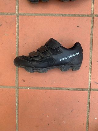 Zapatillas MTB de segunda mano por 10 EUR en Mérida en WALLAPOP