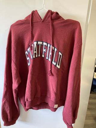 Sudadera granate de Pull and Bear de segunda mano por 7 EUR en Tarragona en  WALLAPOP