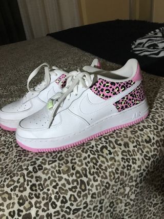 NIKE AIR FORCE 1 de segunda mano por 60 EUR en Aranjuez en WALLAPOP