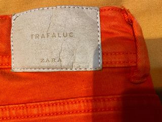 Jeans de mujer de Zara para otoño que hacen tipazo a las chicas con curvas