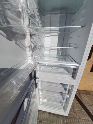 frigorífico combi nuevo