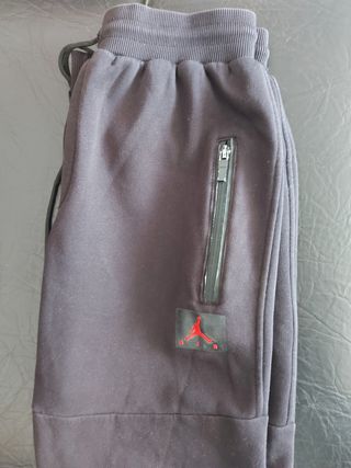 Chandal Jordan de segunda mano por 5 EUR en Volcan de Tahiche en WALLAPOP
