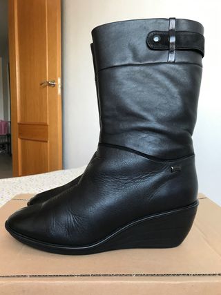 Botas Camper Mia de segunda mano por 50 EUR en El Palmar en WALLAPOP