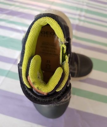 Scarponcini da bambino Marca Geox - Numero 23