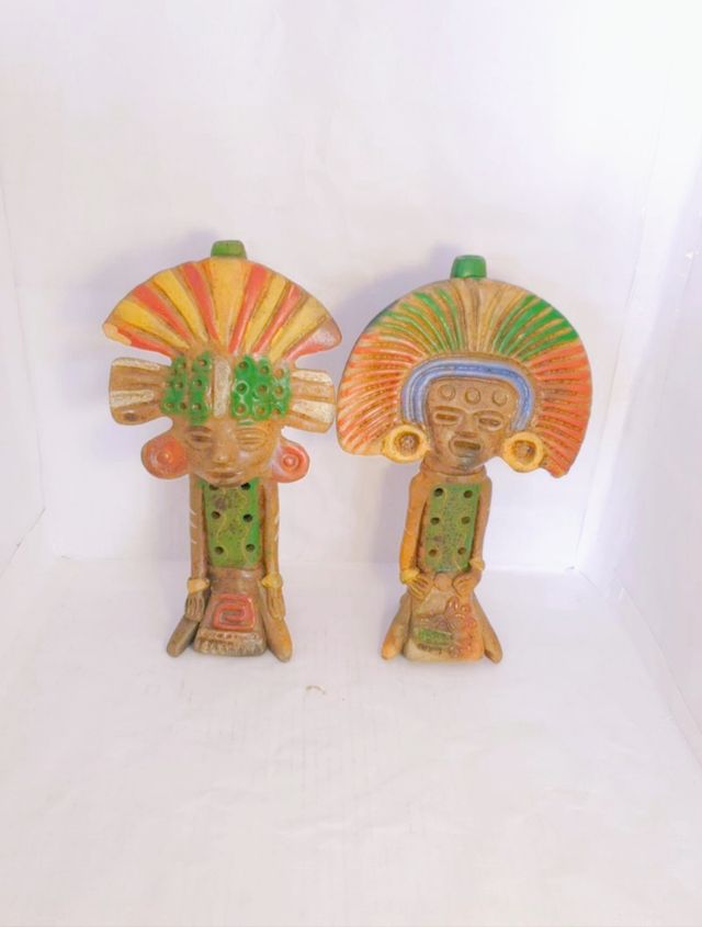 FIGURAS MAYAS-AZTECAS
