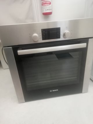 HORNO Multifunción-integrable BOSCH-HBA22B250E de segunda mano por 175 EUR  en Nerja en WALLAPOP