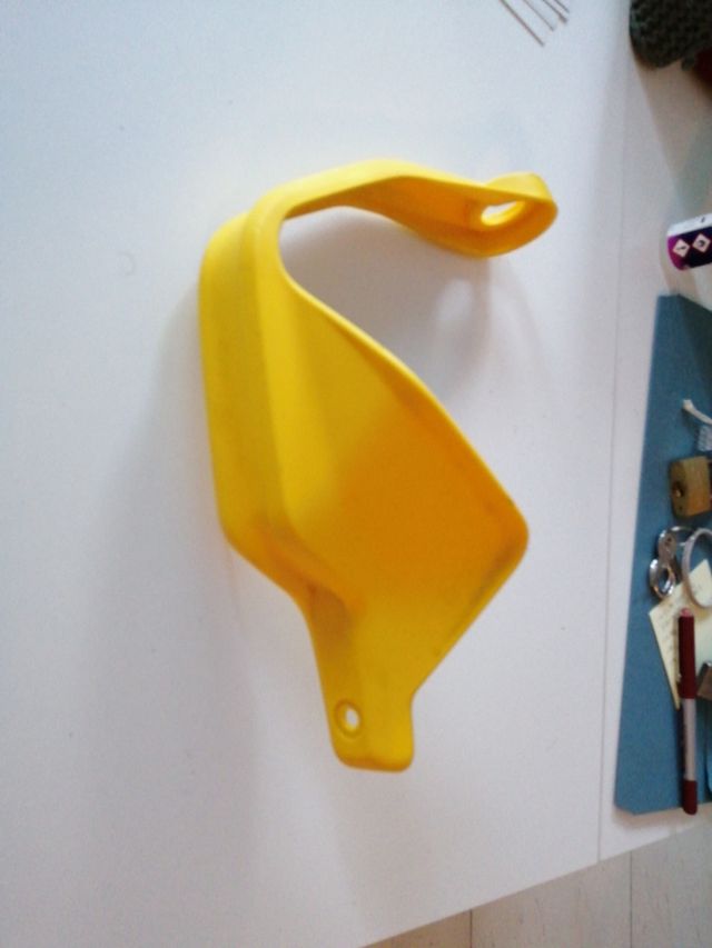 Cubrepuños derecho BMW F850GS