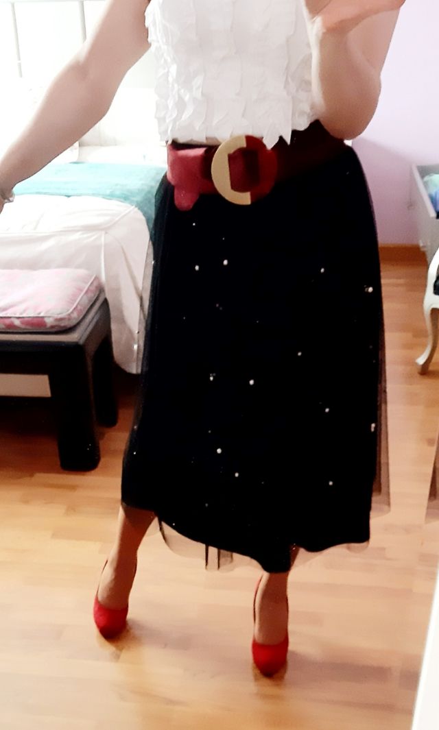 Falda de tul con perlas Nueva