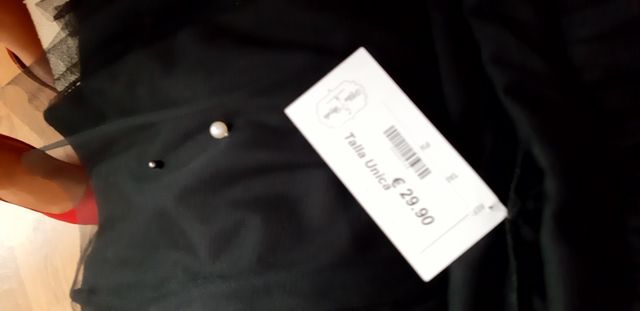 Falda de tul con perlas Nueva