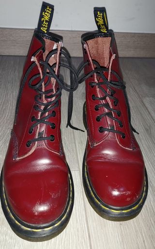 Botas Dr. Martens Talla 38 de segunda mano por 65 EUR en Madrid en WALLAPOP