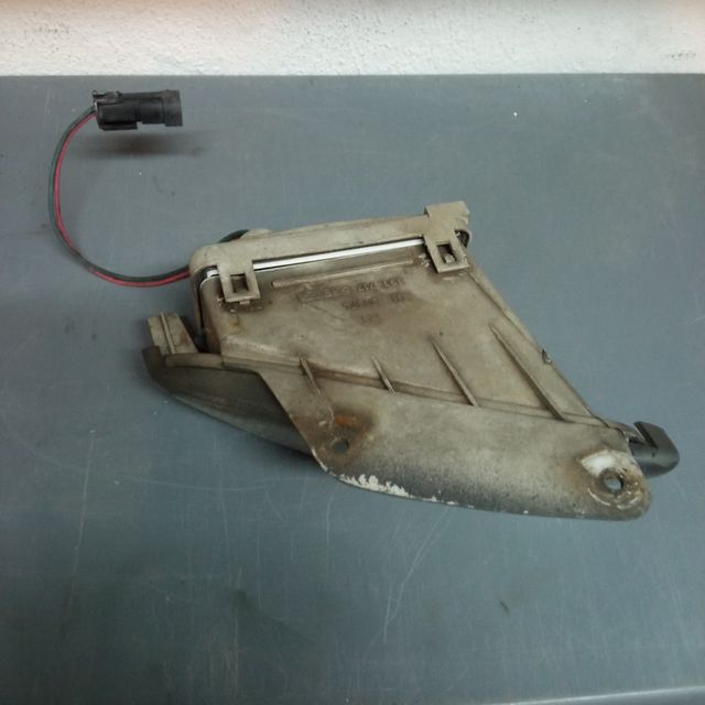 Chrysler Voyager 97 faro antiniebla