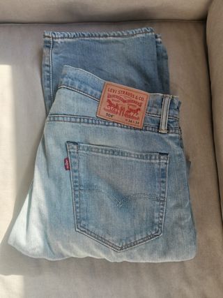 Levi\\'s 504 de segunda mano por 20 EUR en Madrid en WALLAPOP