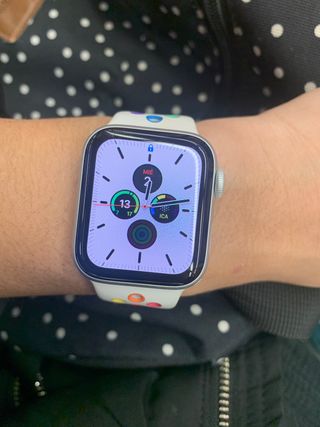 Apple Watch serie 5 Edition Nike de segunda mano por 220 EUR en Madrid en  WALLAPOP