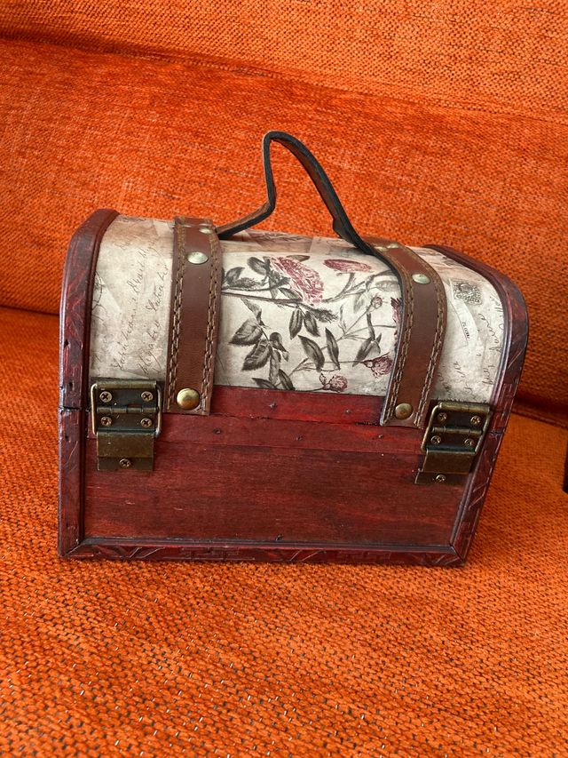 Maletín- cajita madera NUEVO