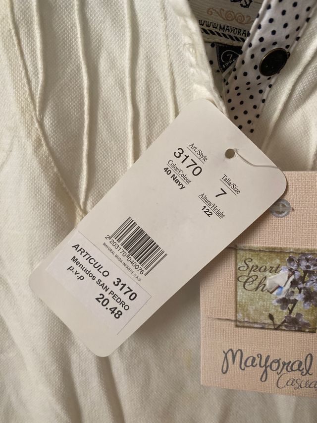 Camiseta niña sin mangas talla 7 añis con etiqueta