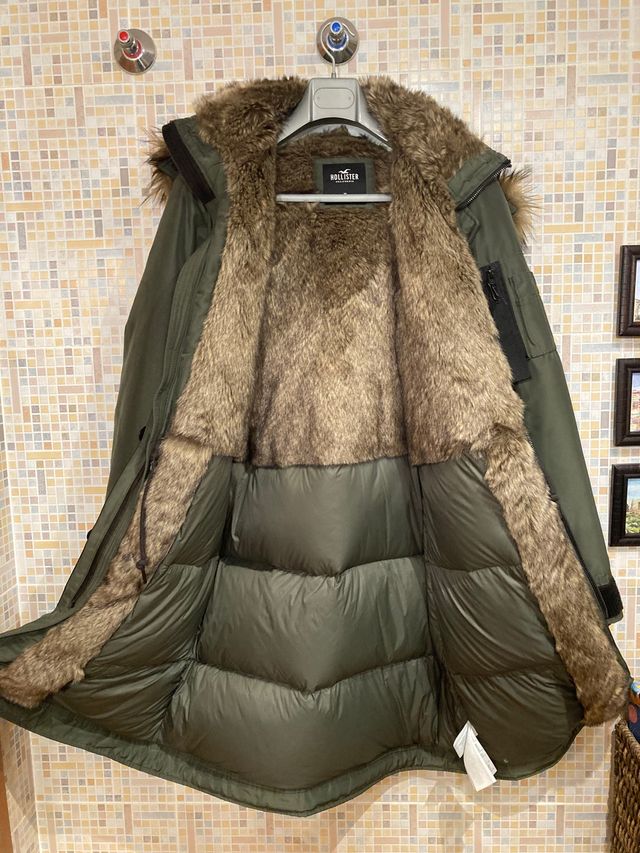 Chaqueta Parka exclusiva de Hollister