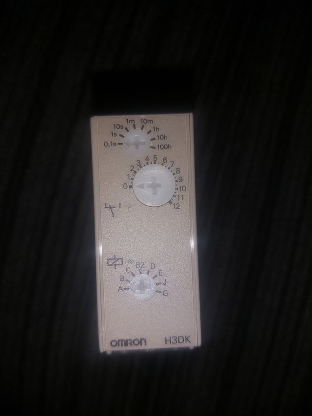 Temporizador multifuncion de carril OMRON H3DK-M1