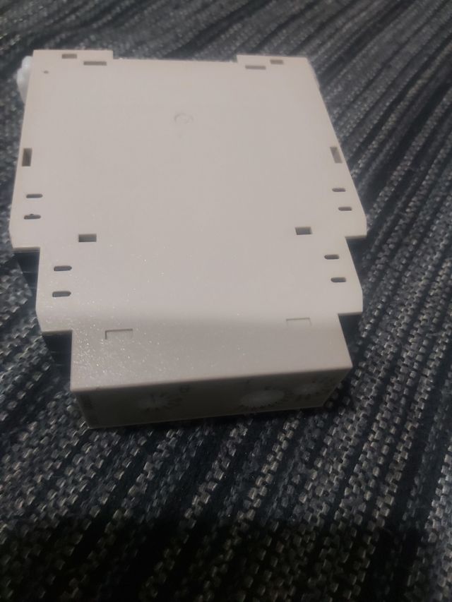 Temporizador multifuncion de carril OMRON H3DK-M1