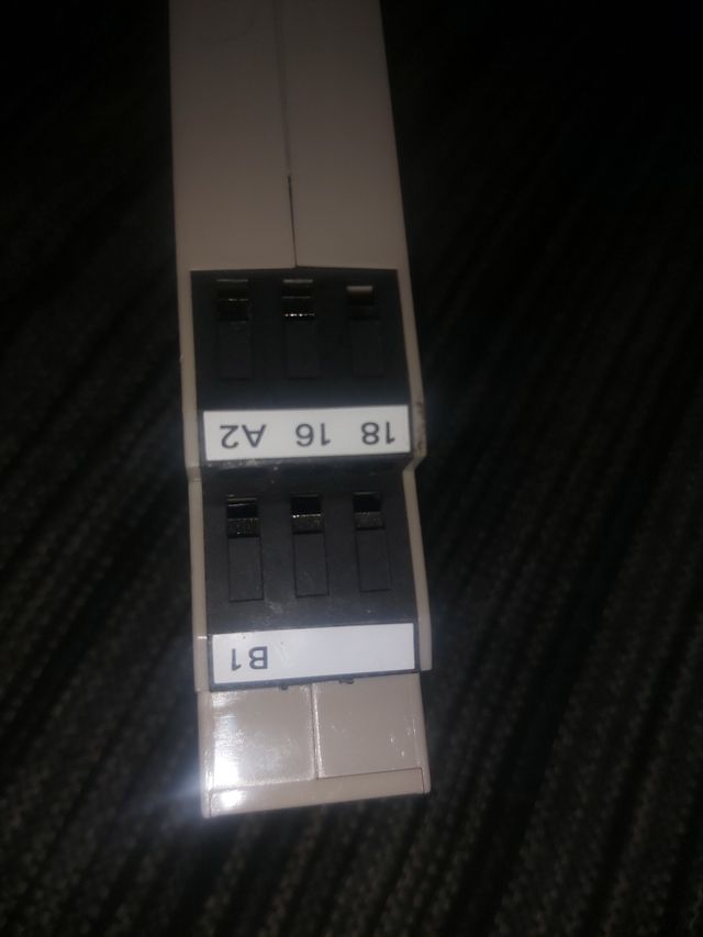 Temporizador multifuncion de carril OMRON H3DK-M1