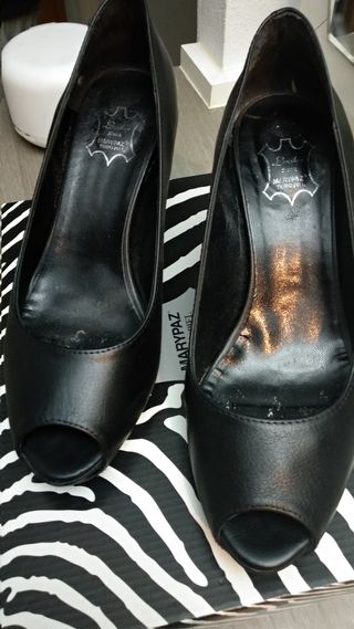 Zapato negro T.40 Marypaz de segunda mano por 5 EUR en Marchamalo en  WALLAPOP