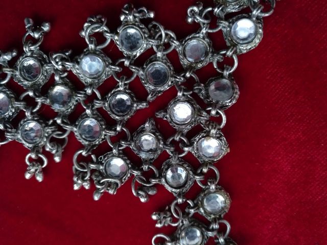 Preciosa gargantilla vintage