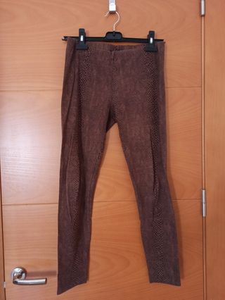 Leggins mujer animal print, Encuentro, talla S de segunda mano por 2 EUR en  Almería en WALLAPOP