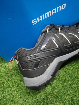 Zapatillas Shimano MT34 negro talla 47 de segunda mano por 50 EUR en Onil  en WALLAPOP
