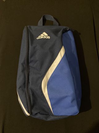Bolsa de Aseo Adidas de segunda mano por 15,95 EUR en Alhama de Murcia en  WALLAPOP