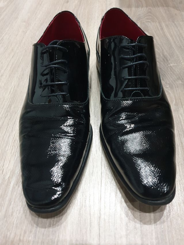 Zapatos de piel. PROTOCOLO