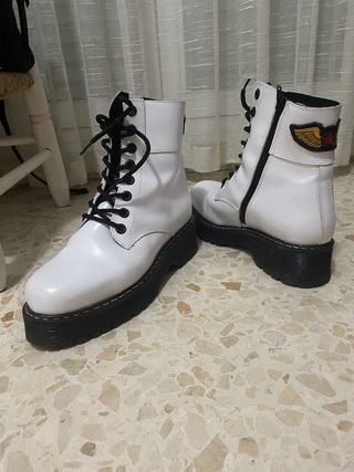 Botas militares Yokono de segunda mano por 20 EUR en Jerez de la Frontera  en WALLAPOP