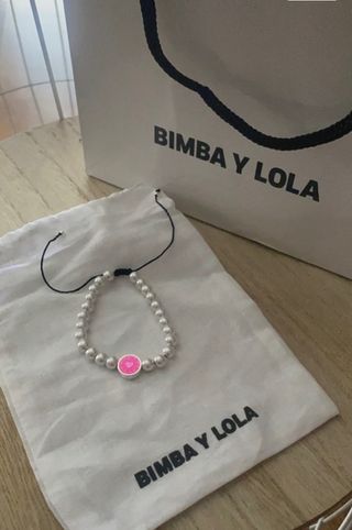 Pulsera perlas Bimba y Lola de segunda mano por 19 EUR en Villaviciosa en  WALLAPOP