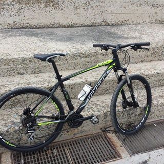 Mountain bike Argo Montana 27.5 de segunda mano por 280 EUR en Valencia en  WALLAPOP