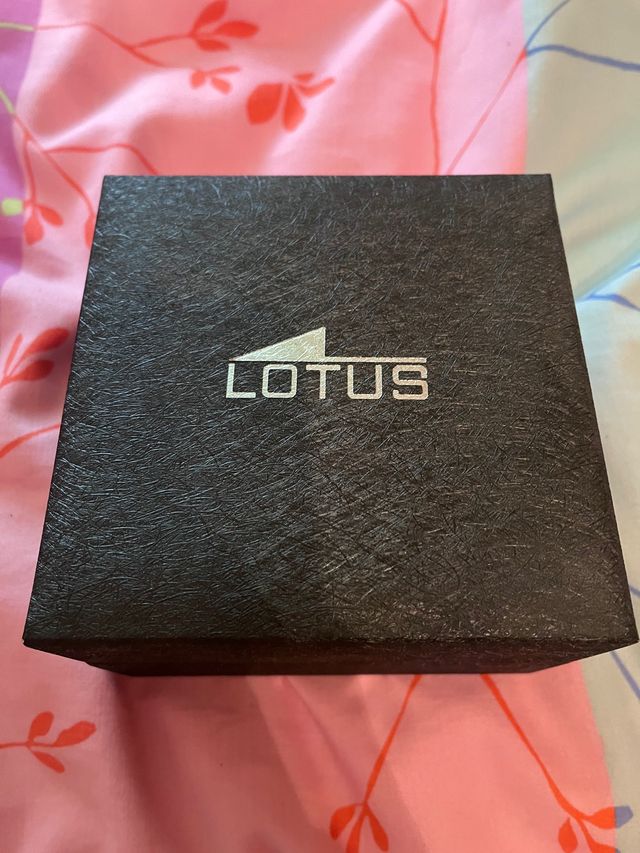 Reloj de mujer Lotus