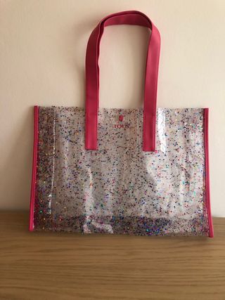 Bolso de playa Tous de segunda mano por 18 EUR en Barcelona en WALLAPOP
