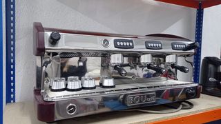 VENDO CAFETERA EXPOBAR 3 GRUPOS ELECTRÓNICA BAR en Madrid en WALLAPOP