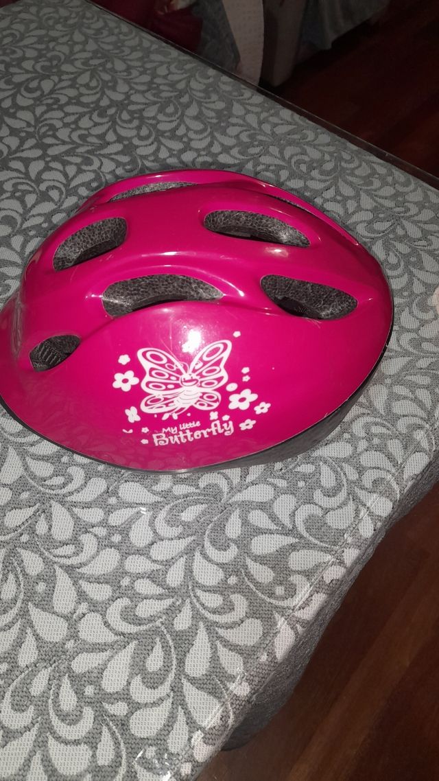 Patines ,casco,juego de rodilleras con bolsa para