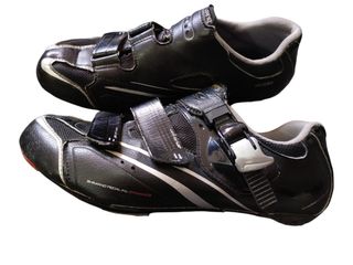Zapatillas ciclismo Shimano R088 de segunda mano por 20 EUR en Cartagena en  WALLAPOP