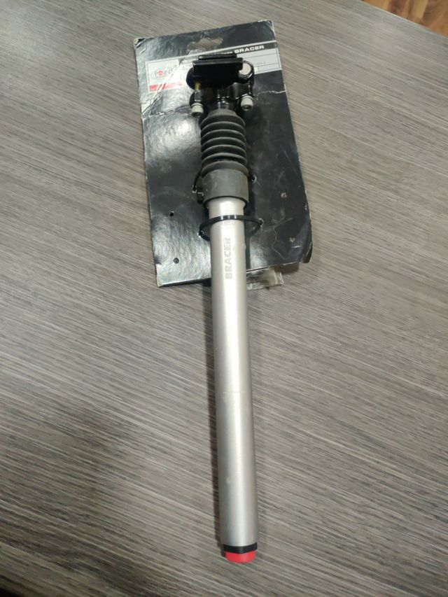 Tija con suspensión