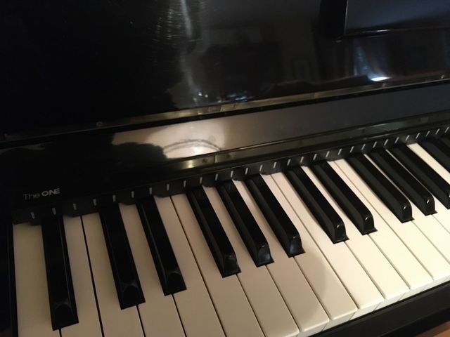 The One Smart Piano . TOH1 - sistema aprendizaje