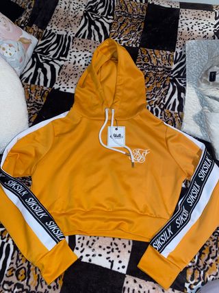 Sudadera siksilk de segunda mano por 20 EUR en Reco de Salou en WALLAPOP