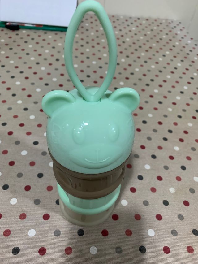 Dosificador leche polvo bebé
