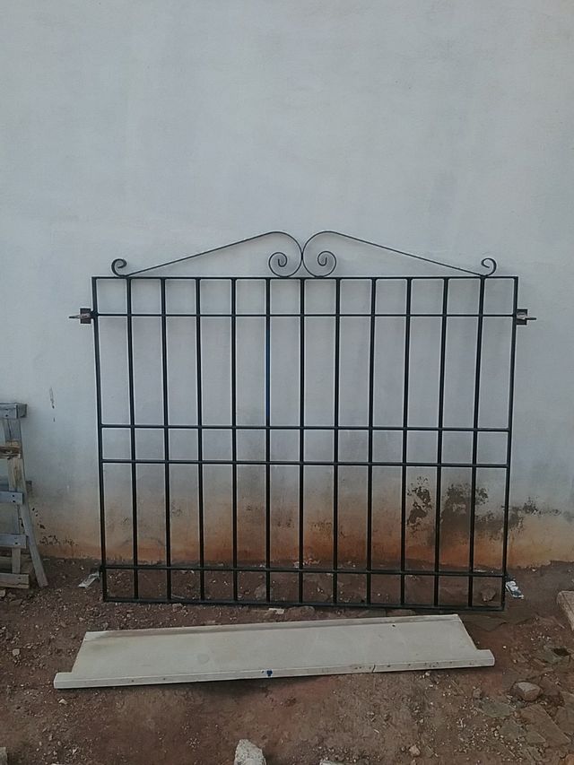 ventana corredera aluminio marrón 