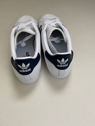 Adidas coast star talla 43 1\\/3 azul marino de segunda mano por 70 EUR en  Portugalete en WALLAPOP