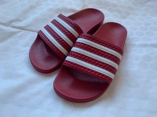 Pantuflas Y Chanclas Adidas Adilette Rojas 42 Ofertas